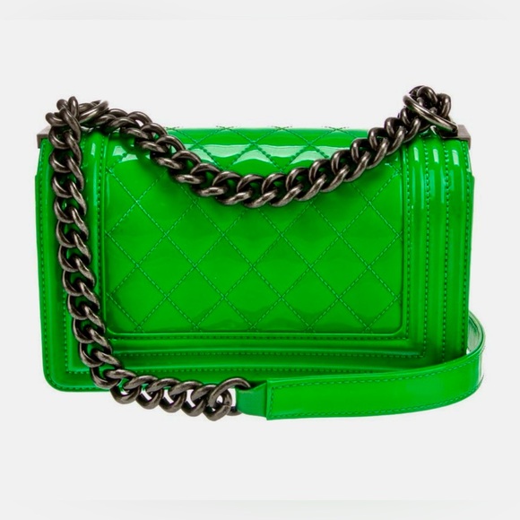 Chanel Green Quilted Patent Leather Flap Boy Bag - Picture 4 of 13